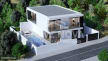 Moradia de Luxo V4 Nova em Canidelo (Praias)