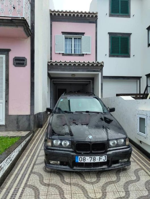Vendo  BMW E36 Touring 325tds