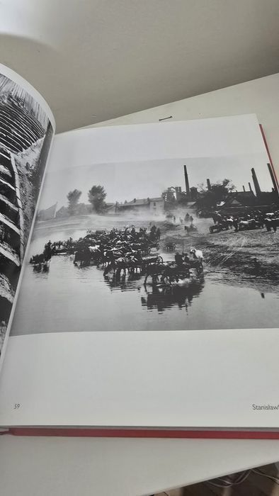 SZTUKA fotografii. Almanach 30. Lecia Okręgu Świętokrzyskiego