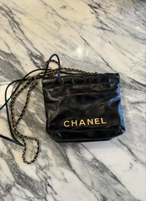Сумка Chanel mini 22 (оригинал є чек) стан новий