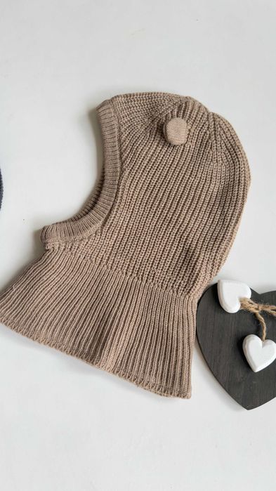 В,язана шапка -шолом на флісі від h&m від 6 міс до 4 років