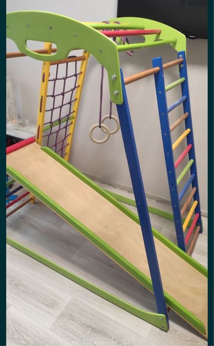 Дитячий ігровий майданчик