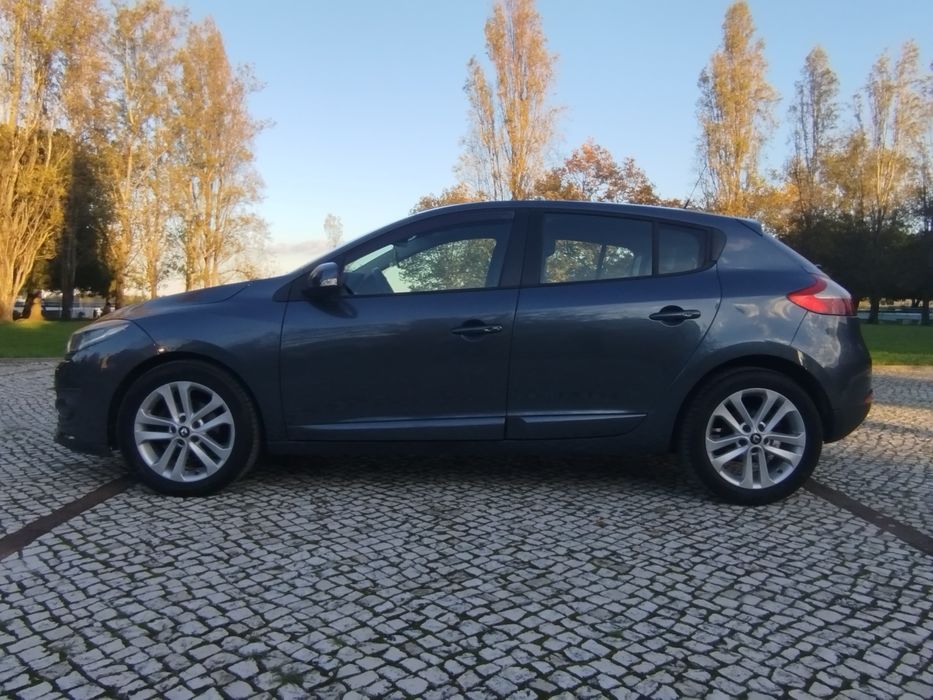 Renault Megane fase III 1.5 DCI 2015 Em óptimo estado.