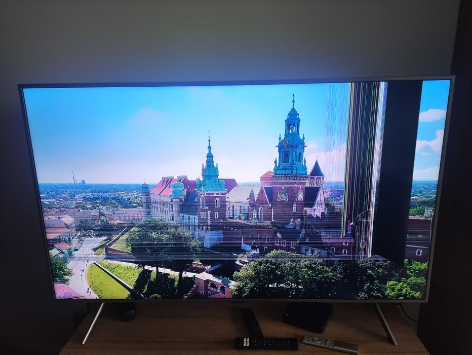samsung QLed 4K 55 cali