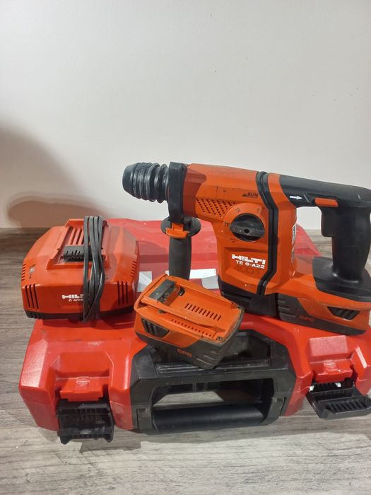 Młotowiertarka Hilti TE 6-A22 + 2x aku 5,2 ah