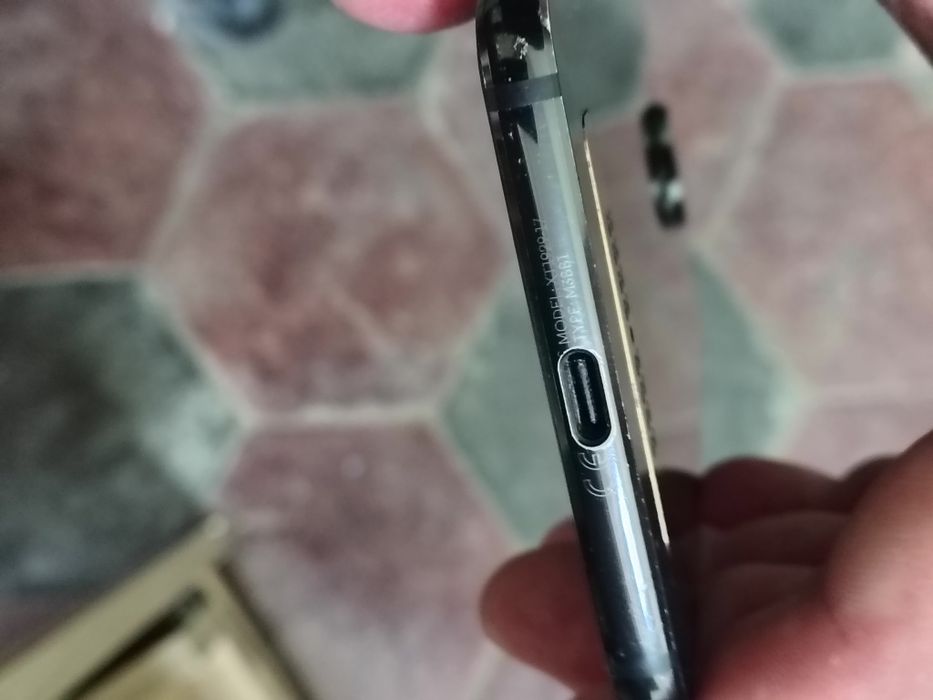 Moto Z3 4/64gb  нормальний стан