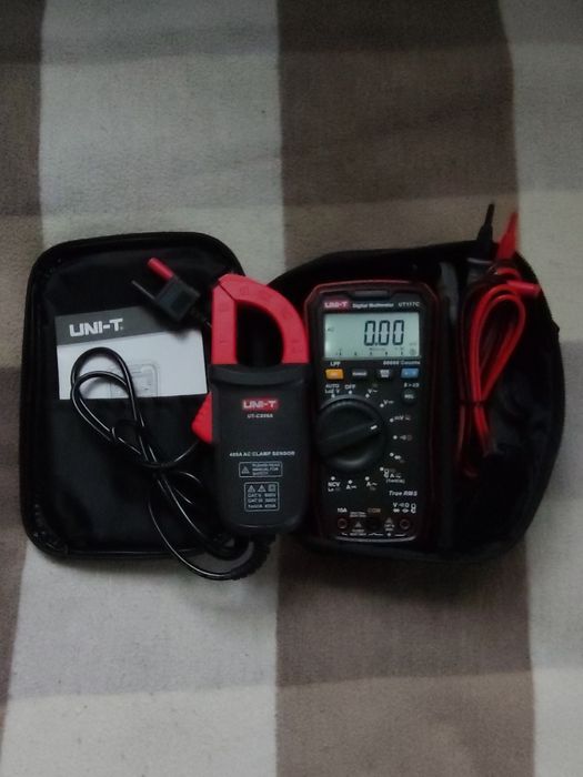 Прилад UNI-T UT61E+