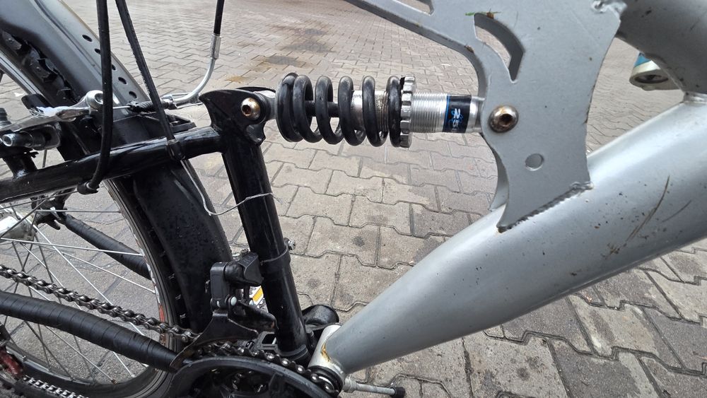 Двухподвес велосипед