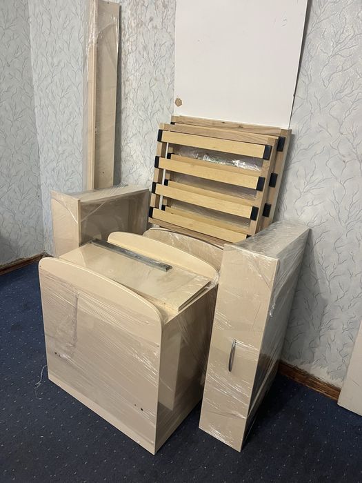 Ліжечко дитяче трансформер 3 в 1 з шухлядами, маятником