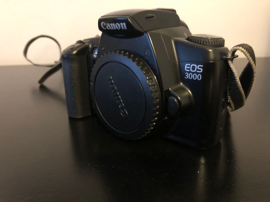 Maquina fotográfica analogica Canon EOS 3000
