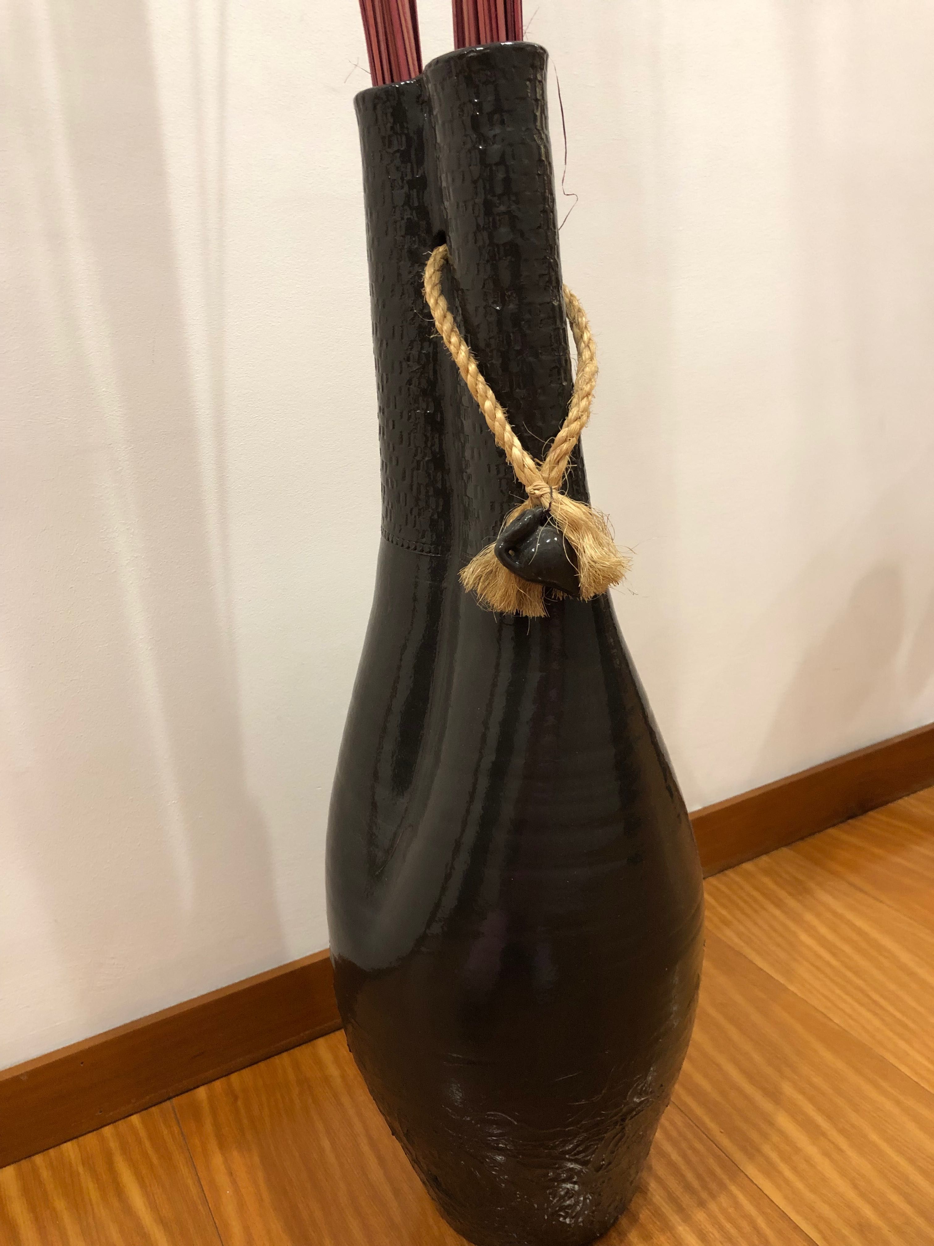 Vaso Decorativo em Cerâmica