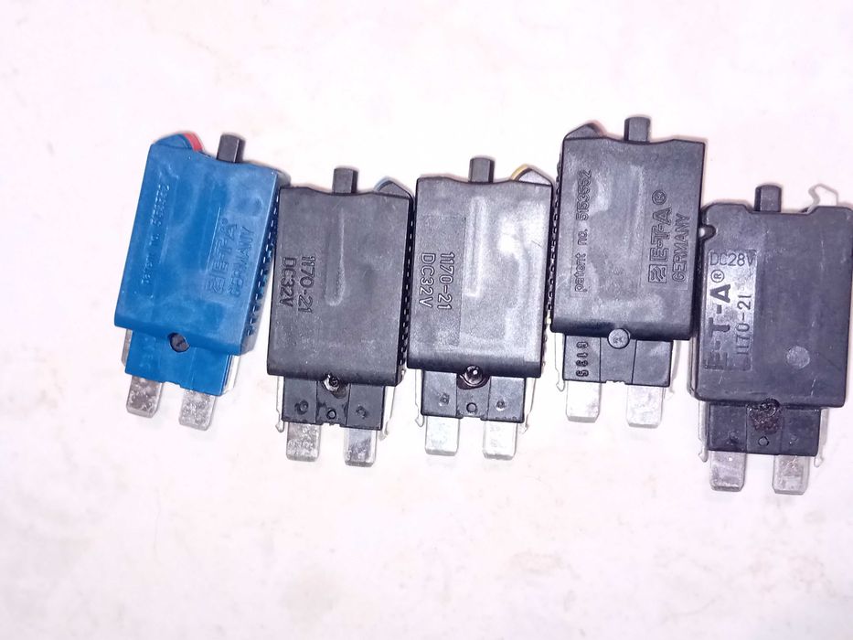 Продам автоматические предохранители