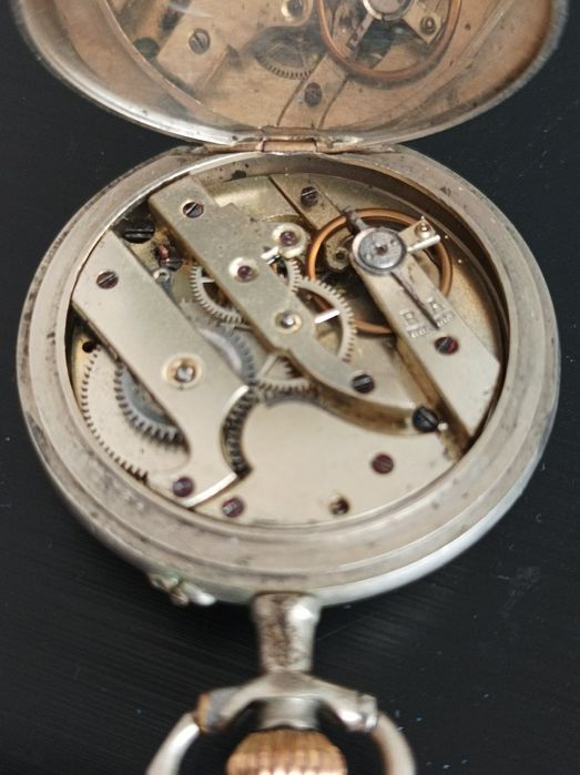 Relógio mecânico Swiss made