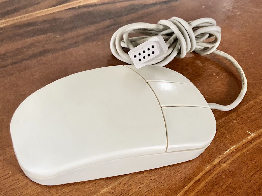 Stara myszka 3 przyciski kulka DB 9 retro komputer PC na kabel Windows
