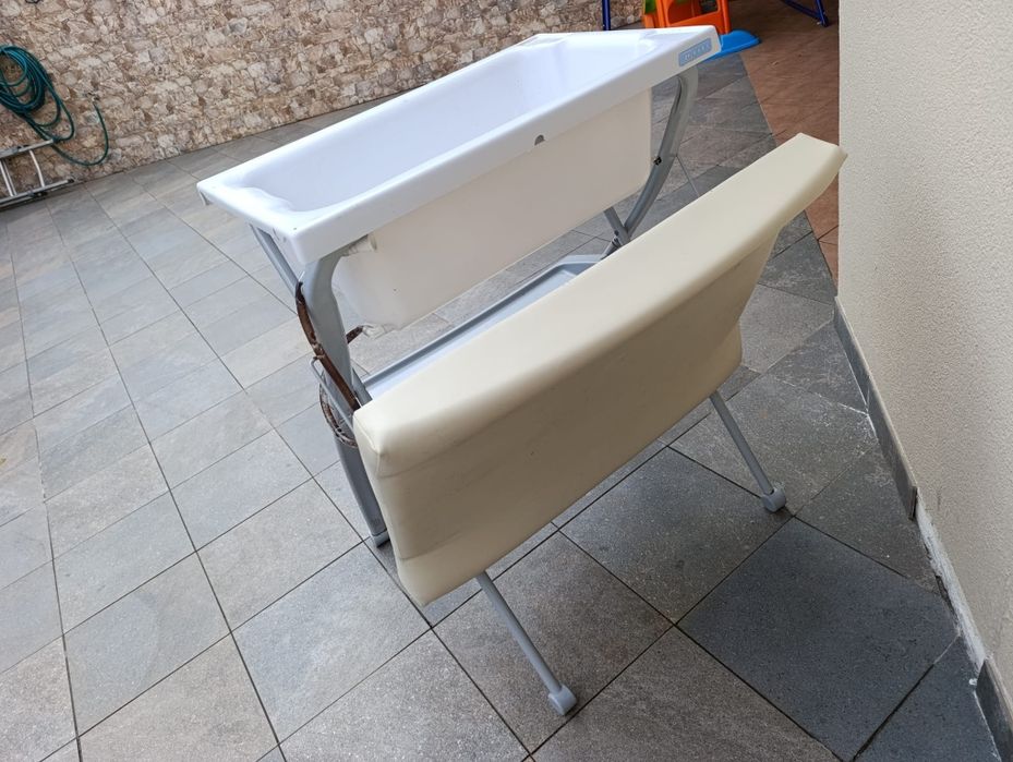 Trocador com banheira