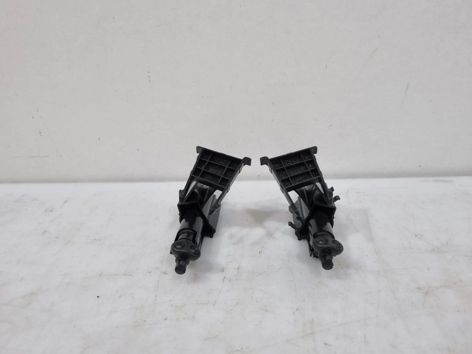 FORD FOCUS MK3 LIFT SPRYSKIWACZ LAMPY LEWY PRAWY F1EB-13L015-AA  F1EB-13L014-AA