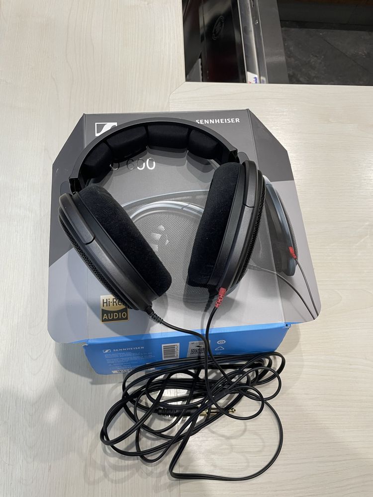 Професійни студійні навушники sennheiser hd 600