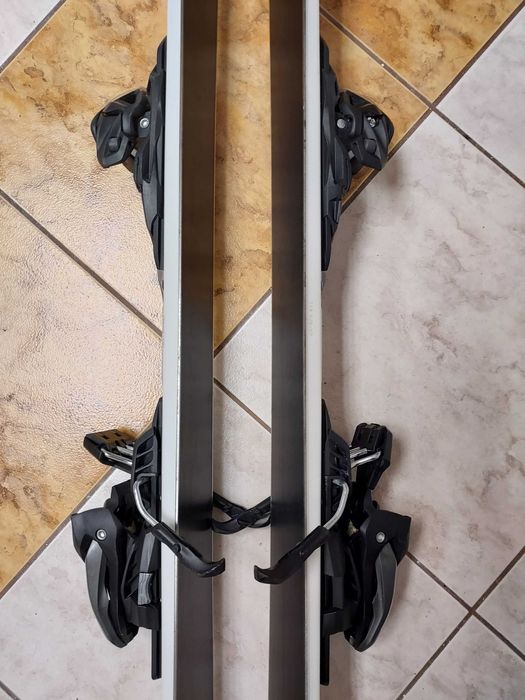 Narty zjazdowe NORDICA TRANSFIRE RTX 168 cm z kijkami