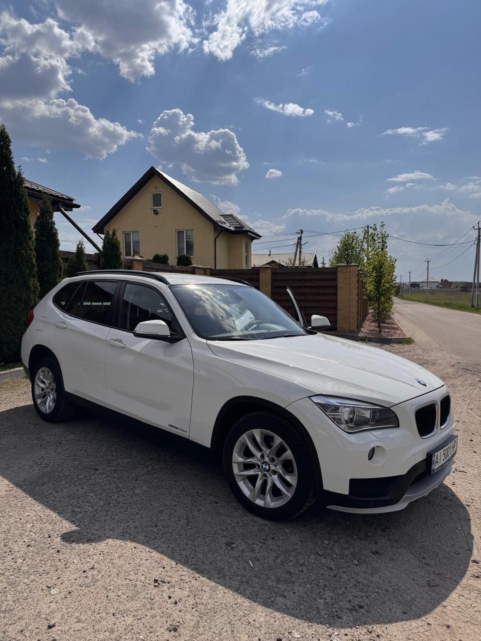 Продам БМВ BMW X1 в гарному стані