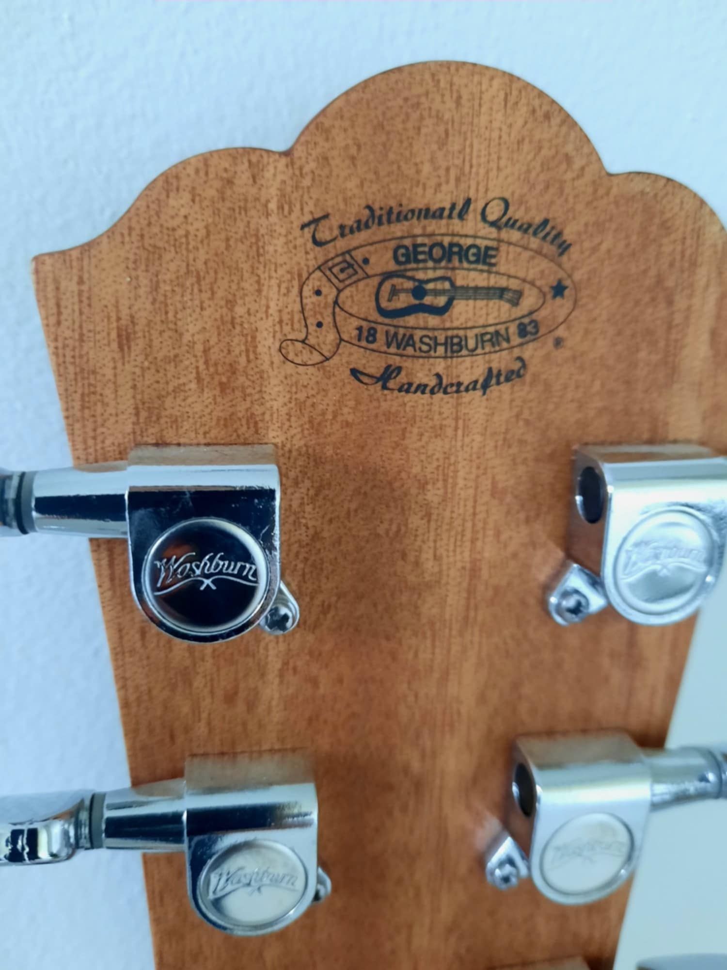 Gitara akustyczna Washburn plus mały gratis