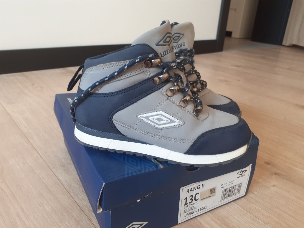 Buty umbro 31 (wypadają jak 28/29)