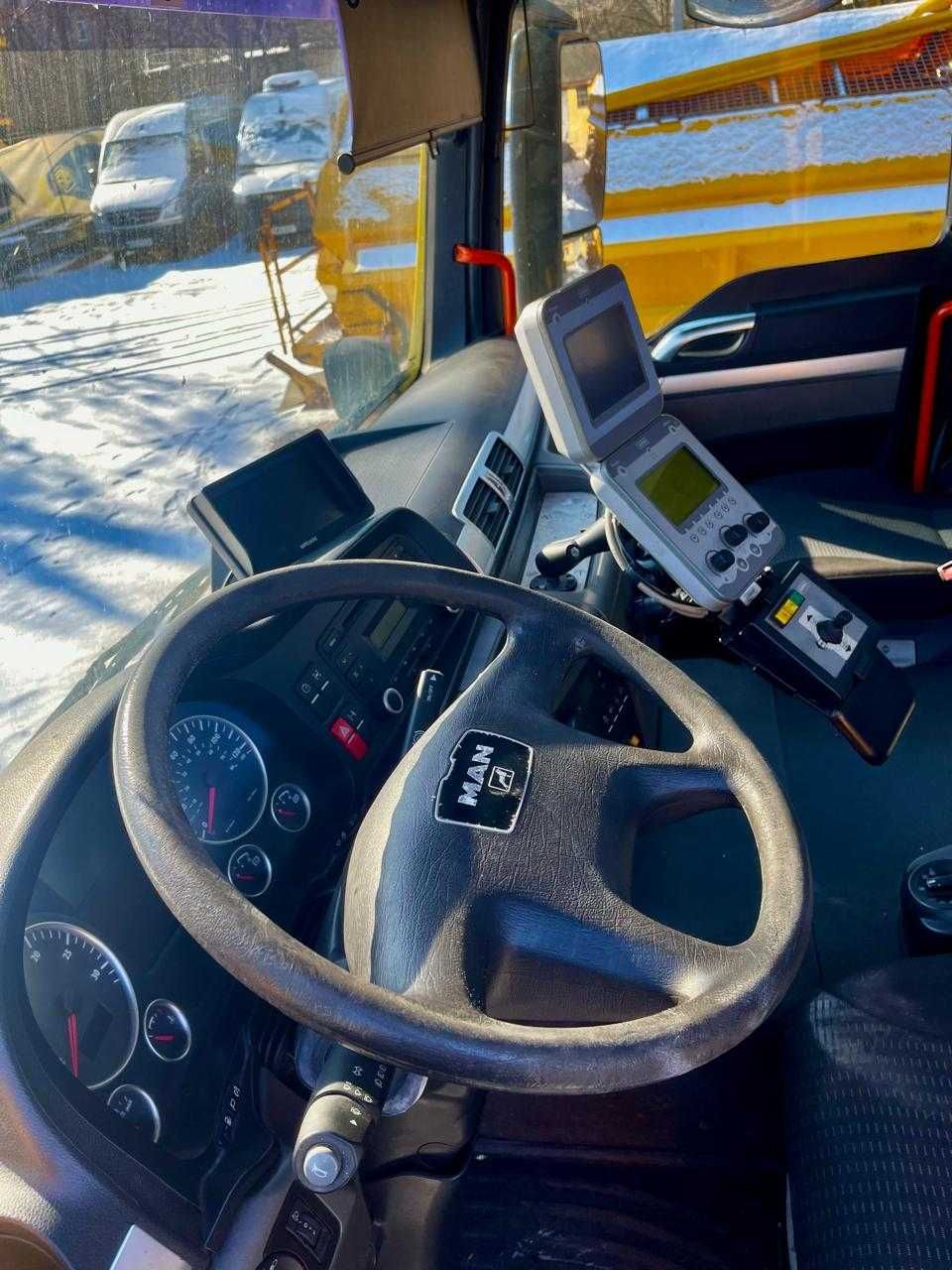 Піскорозкидач MAN TGS  32.360 2010 року