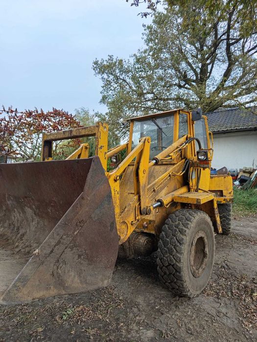 Koparko-ładowarka JCB 410