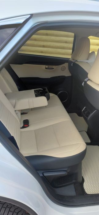 Гибрид Lexus nx 300