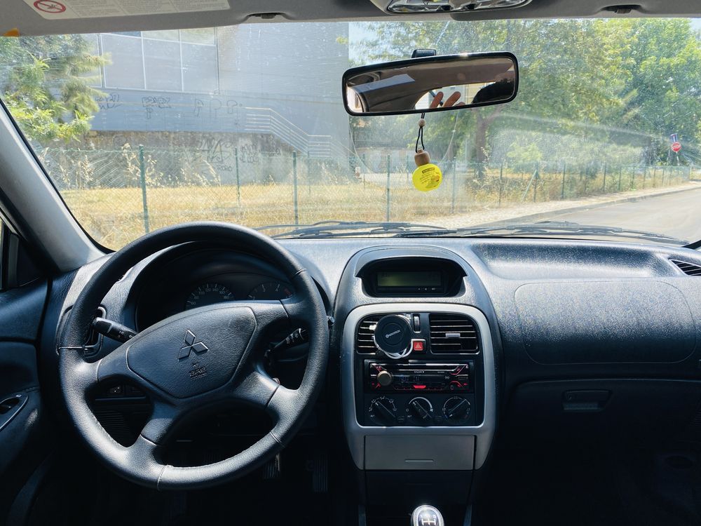 Mitsubishi Carisma 1.9 D-ID