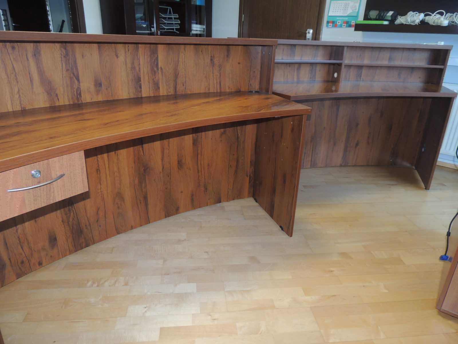 lada recepcyjna z gabinetu dentystycznego