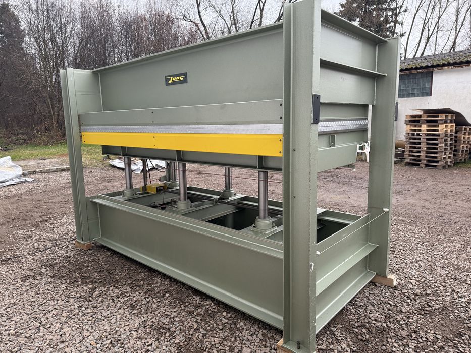 Prasa hydrauliczna półkowa JOOS 3000x1350 mm  , złote półki