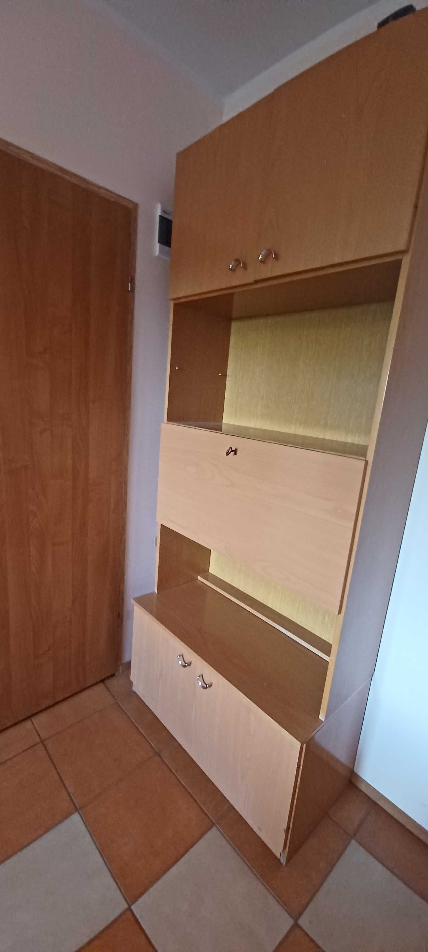 szafka/ meblościanka beżowa