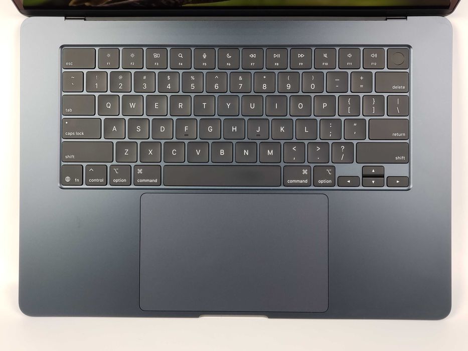 MacBook Air 15 2023 Midnight M4 16GB 256SSD 15 ЦИКЛІВ