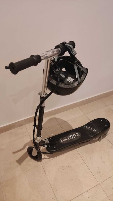 Trotinete Elétrica para Crianças + Capacete oferta