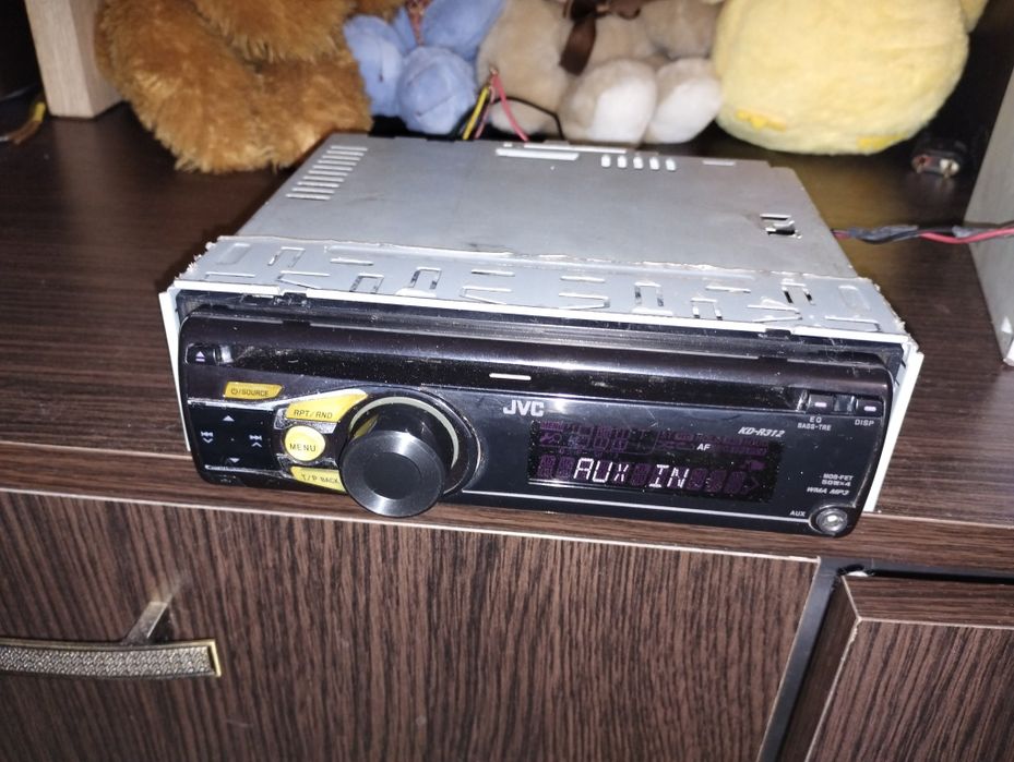 JVC KD-R312 повністю в робочому стані.