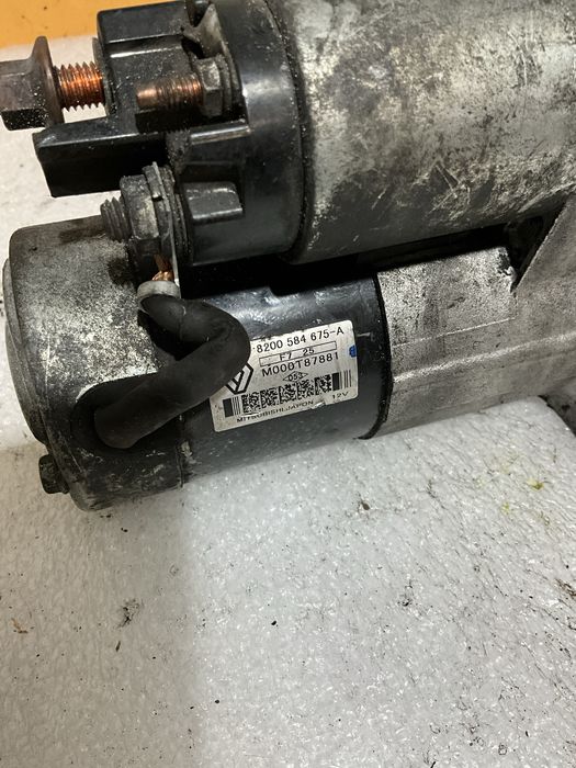 Motor de arranque Renault clio III