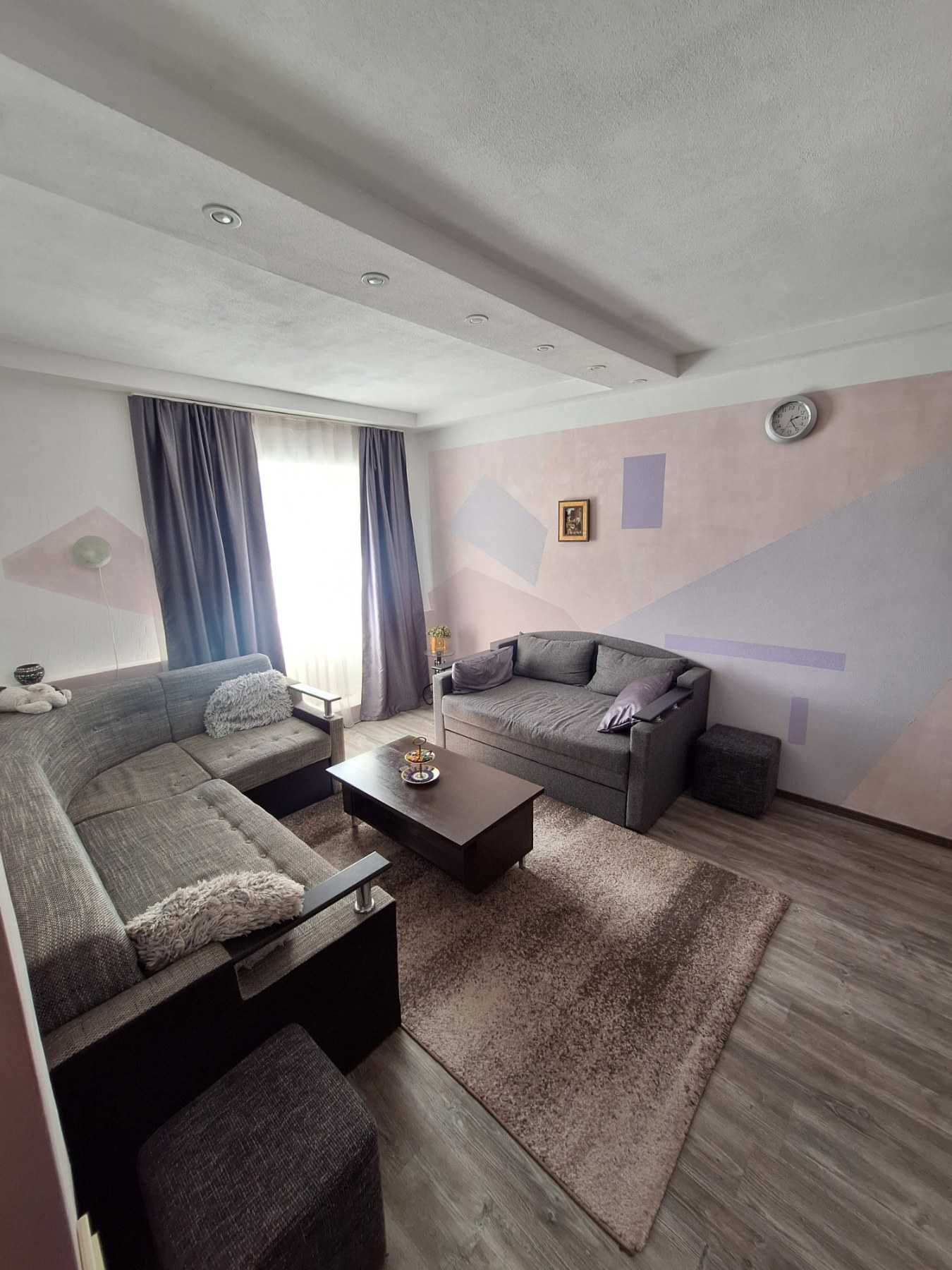 Продам 2-х поверховий будинок 156м2 на ділянці 13 сот, гарний стан.