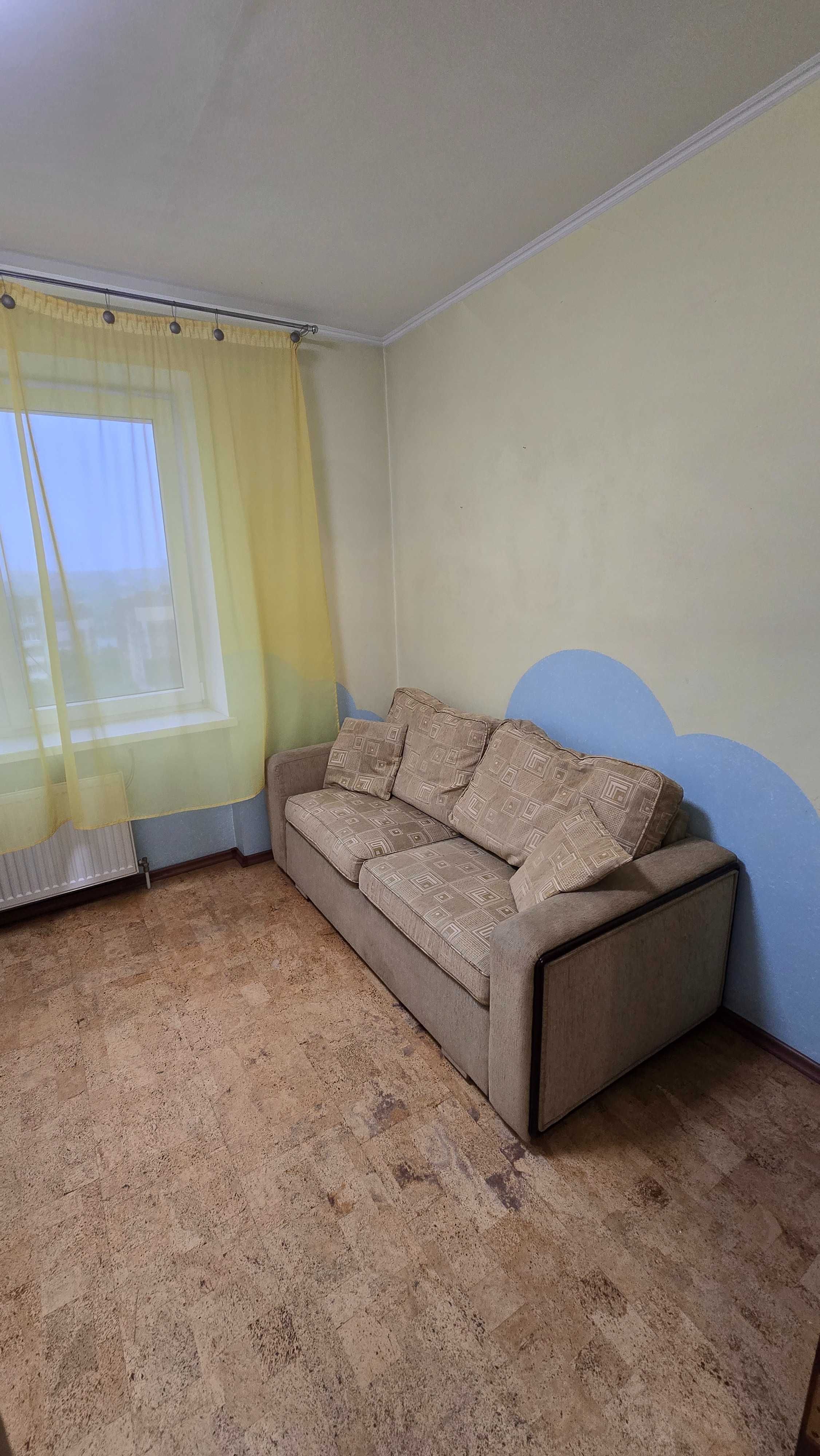 3-кімнатна квартира на Озерній