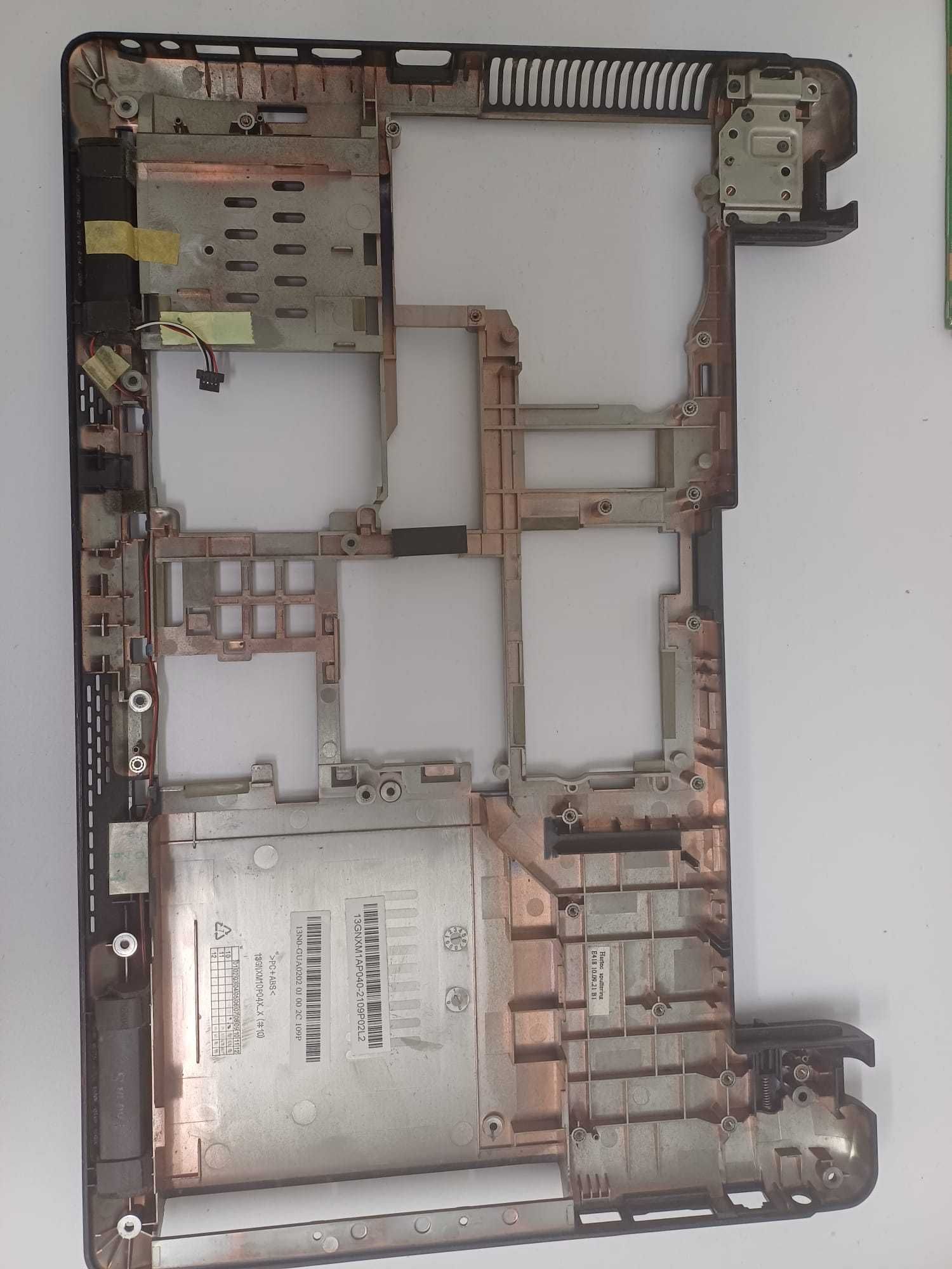 Dolna obudowa do laptopa ASUS K52J.