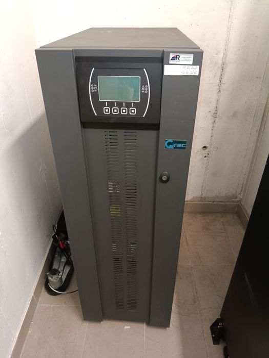 UPS 3-Fazowy Firmy G-TEC