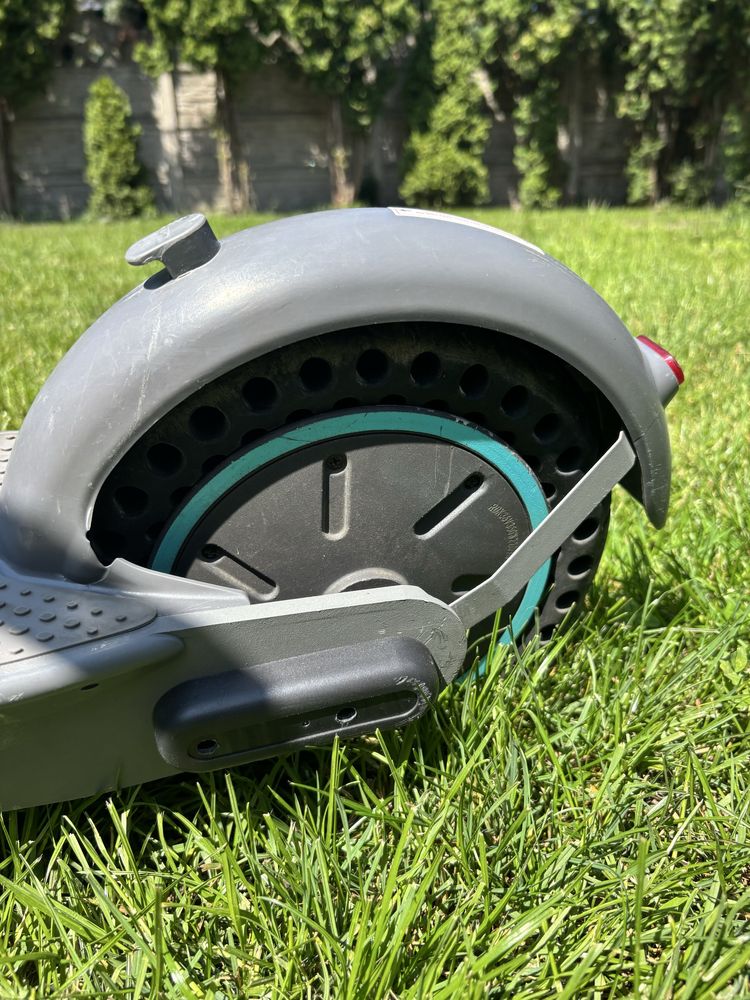 Hulajnoga elektryczna motus scooty 10 lite 2022
