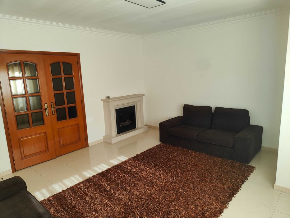 Apartamento em zona calma Brandoa