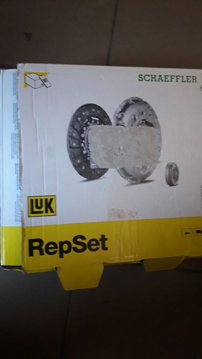 Комплект зчеплення  Luk 623309400  Audi,VW,Skoda,Seat
НОВ