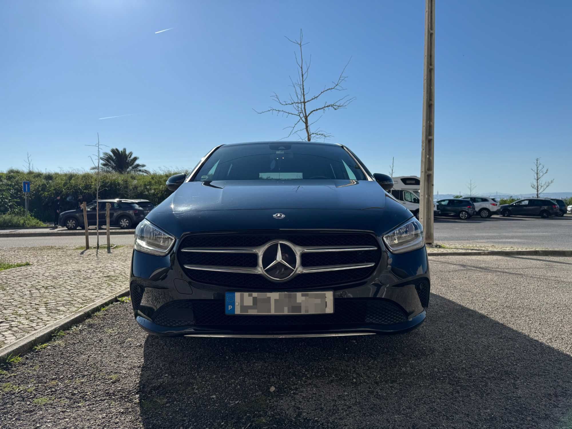 Mercedes-Benz B180 W247 automática