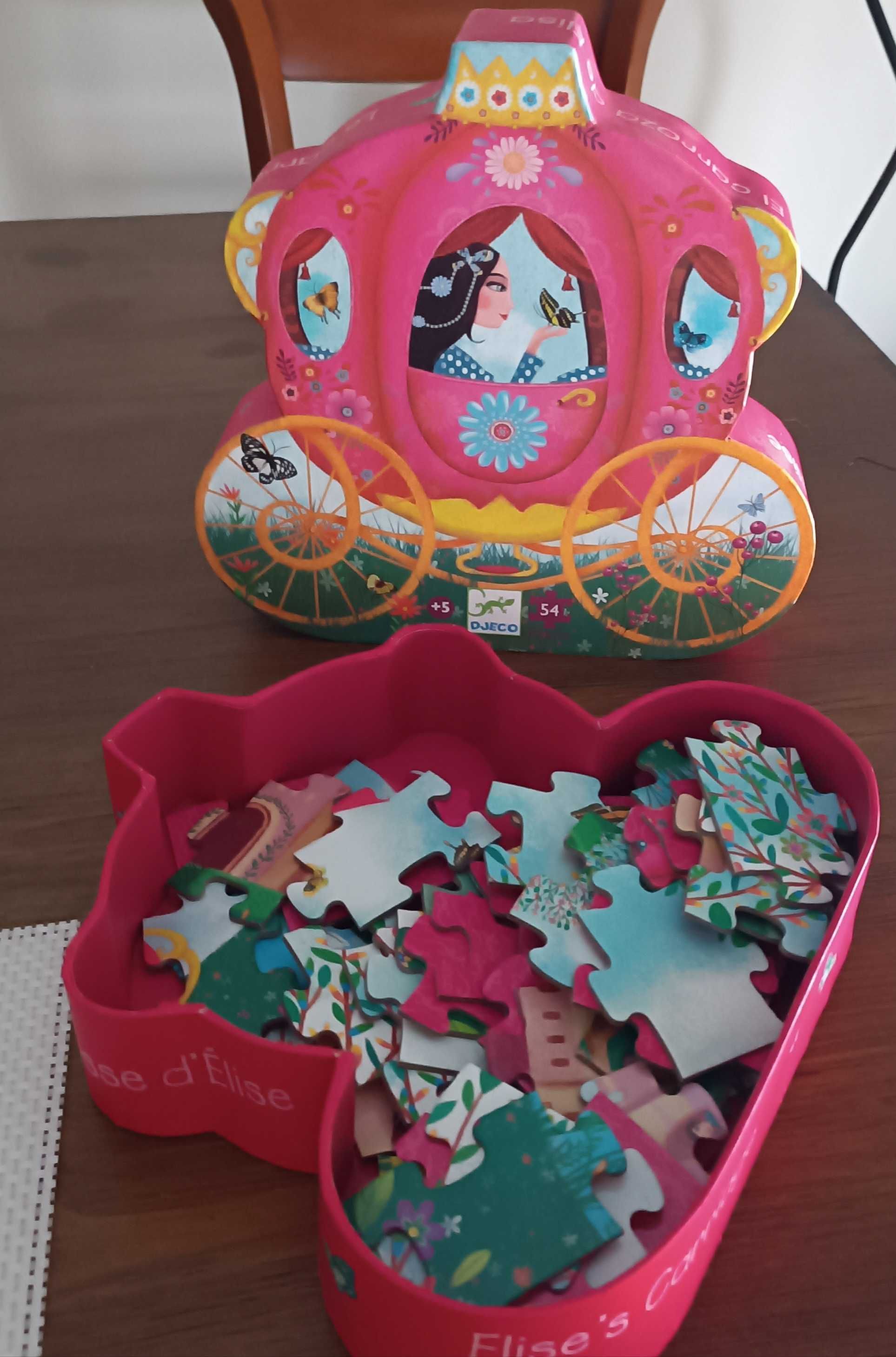 Puzzles em cubo .