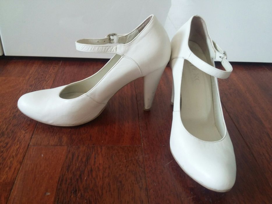 Ślubne pantofle białe r.37,5 Ryłko białe obcas