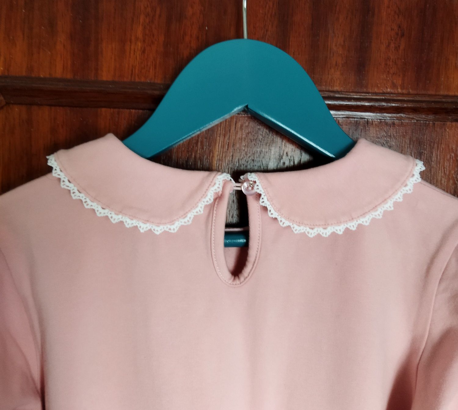 Camisola com colarinho cardada