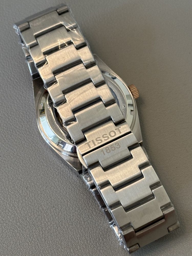 Tissot PRX, Rolex submariner