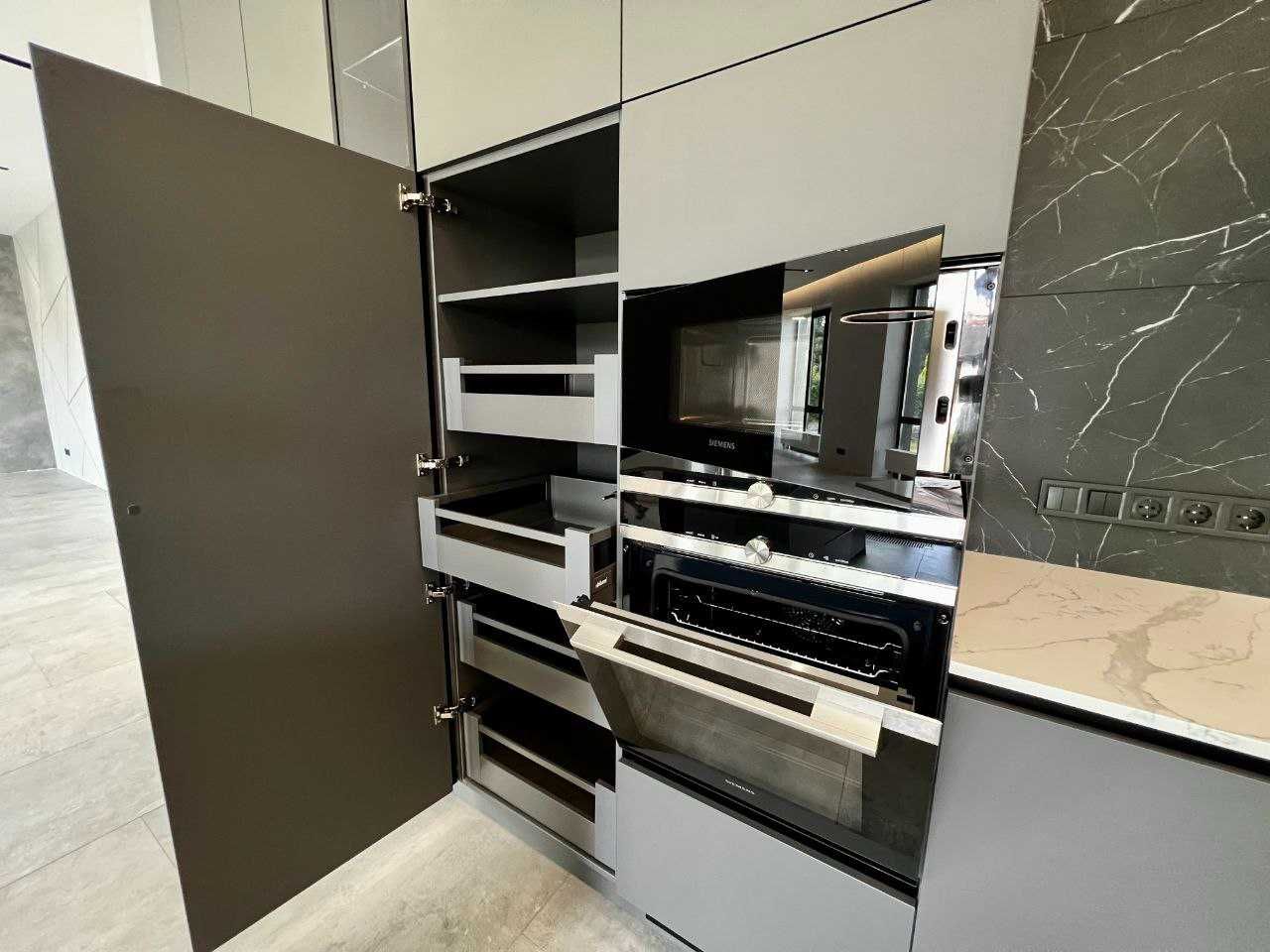 НОВИЙ ! Продаж дому 238 м2.  Р-н Золотих Ключів