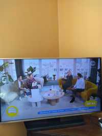 Telewizor LG 49LF631V Smart, DVB-T2, SAT z drobną wadą.